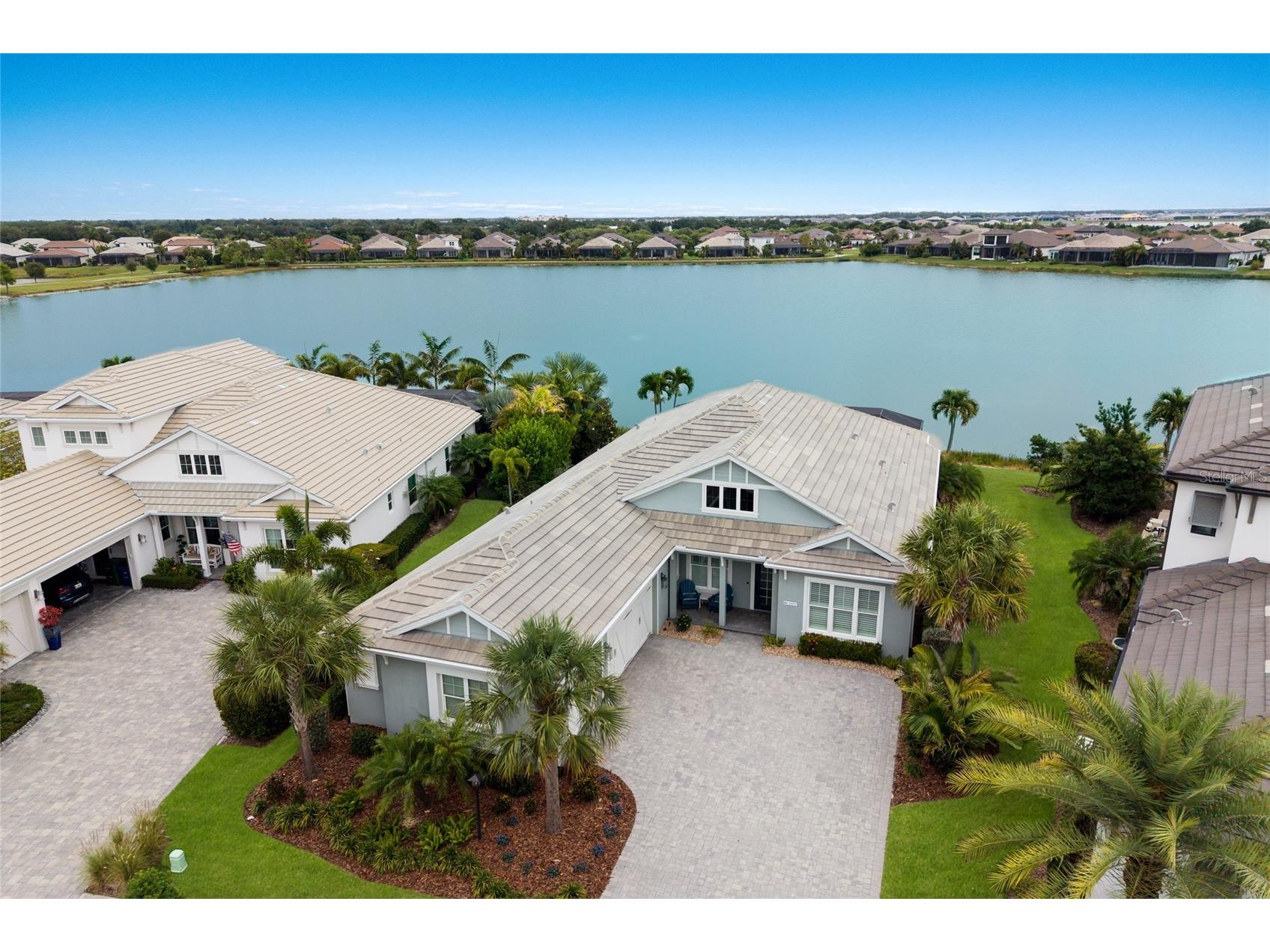 8092 Grande Shores Drive Sarasota FL 34240 A4693313 image2