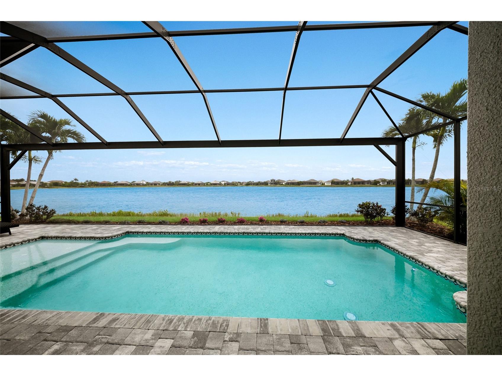 8092 Grande Shores Drive Sarasota FL 34240 A4693313 image39