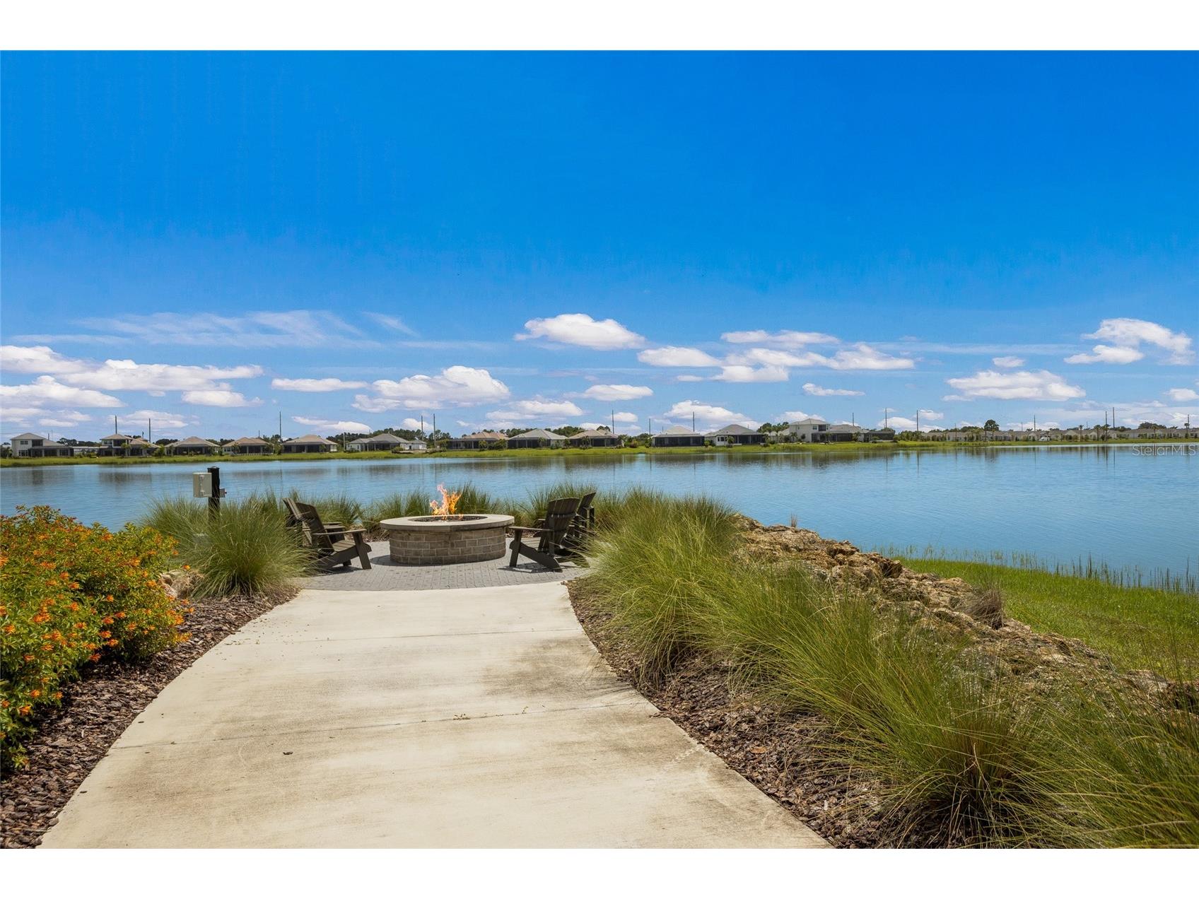 8092 Grande Shores Drive Sarasota FL 34240 A4693313 image57