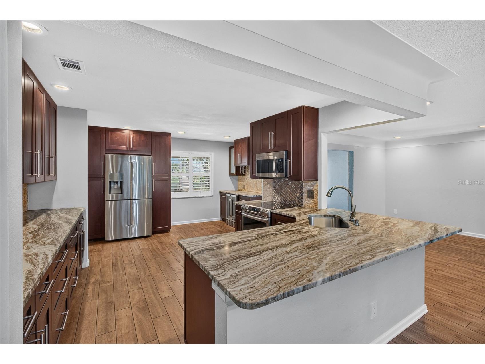 8094 12th Avenue S Saint Petersburg FL 33707 TB8520912 image28