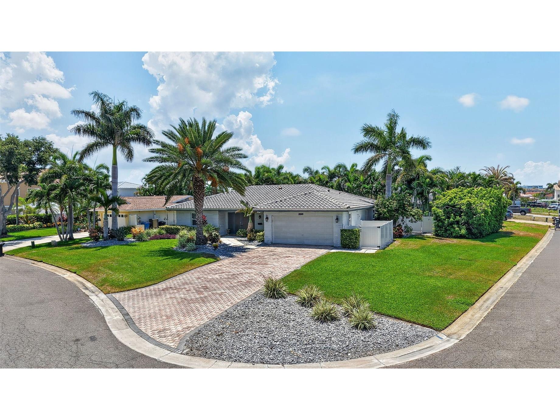 8094 12th Avenue S Saint Petersburg FL 33707 TB8520912 image50