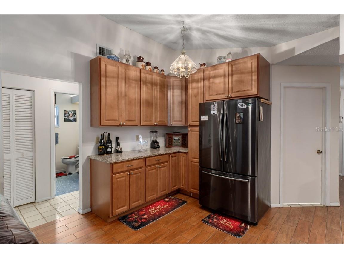 8095 Philatelic Drive Spring Hill FL 34606 OM714658 image17