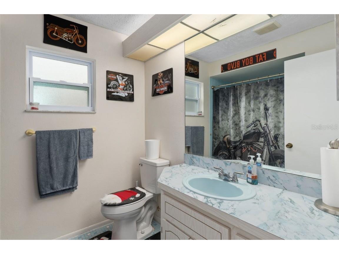 8095 Philatelic Drive Spring Hill FL 34606 OM714658 image28