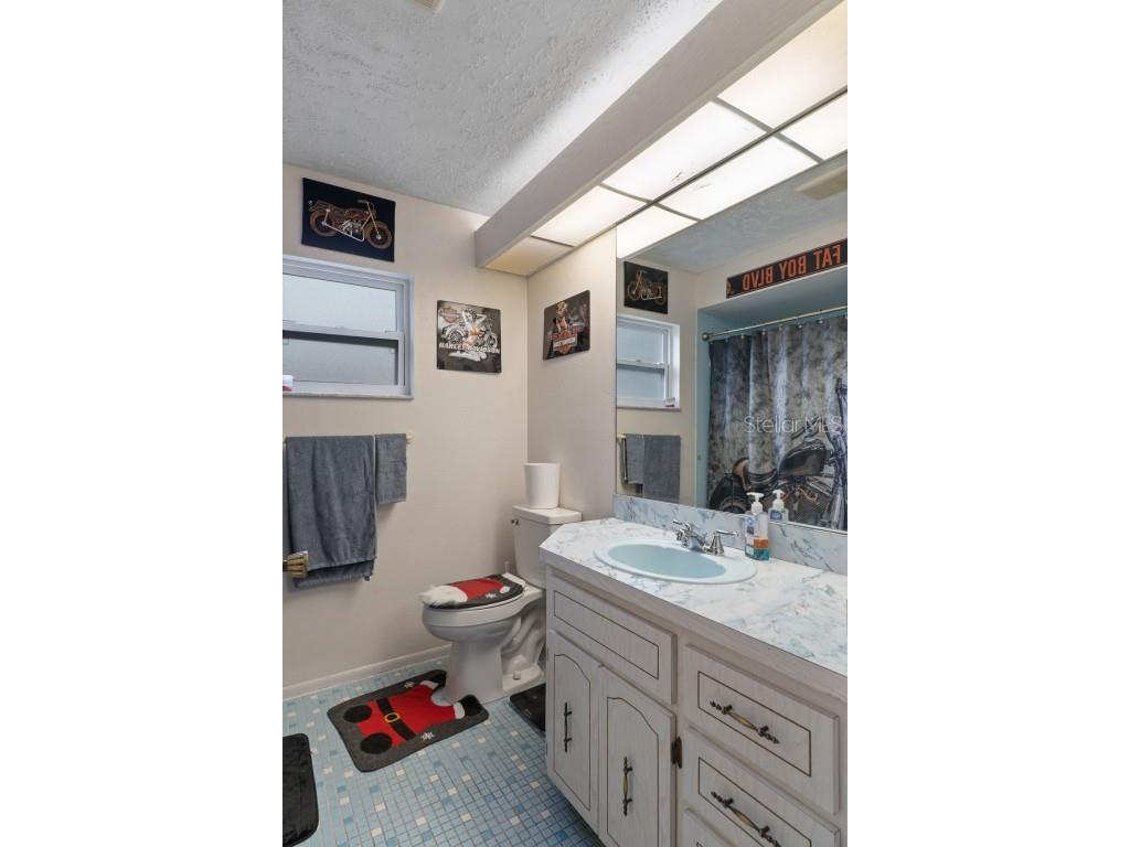 8095 Philatelic Drive Spring Hill FL 34606 OM714658 image29