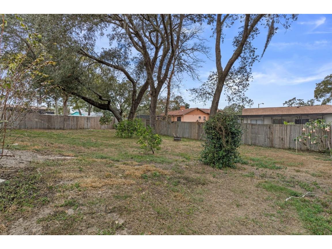 8095 Philatelic Drive Spring Hill FL 34606 OM714658 image41