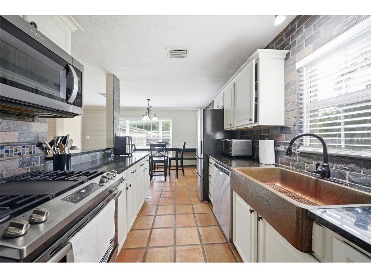 8095 Rose Avenue Orlando FL 32810 O6418005 image24