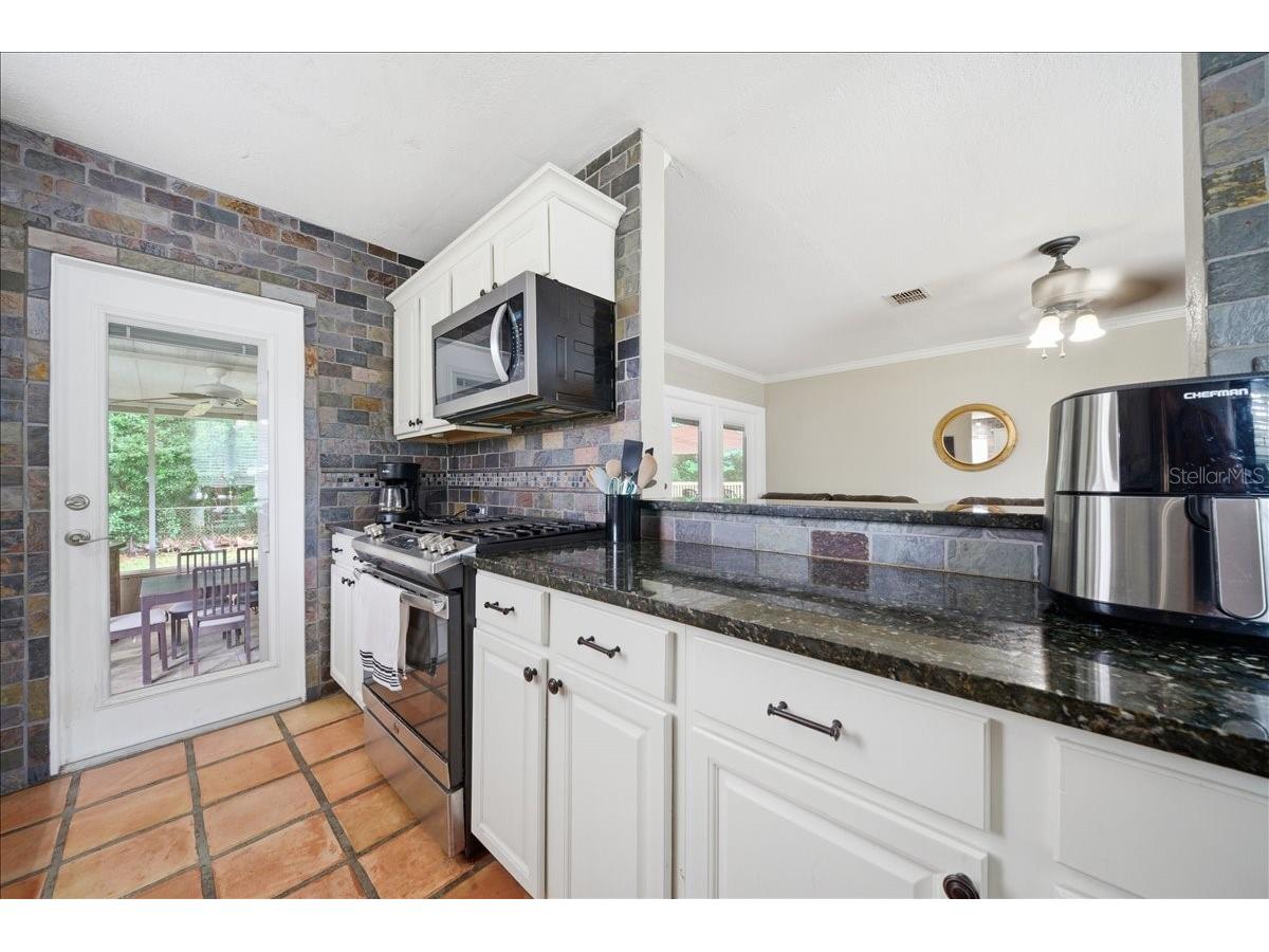 8095 Rose Avenue Orlando FL 32810 O6418005 image25