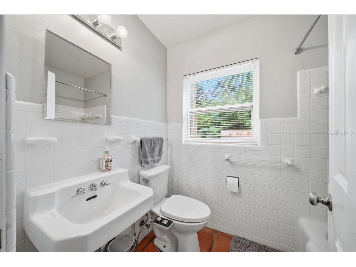 8095 Rose Avenue Orlando FL 32810 O6418005 image34