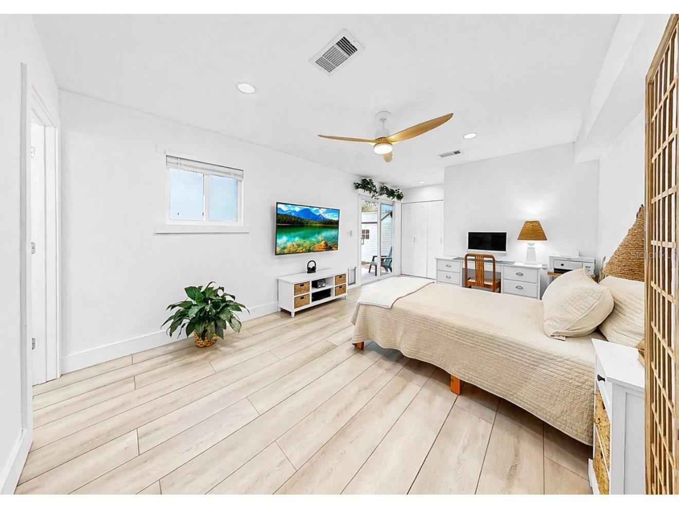 8096 Glenbrooke Lane Sarasota FL 34243 A4690084 image19