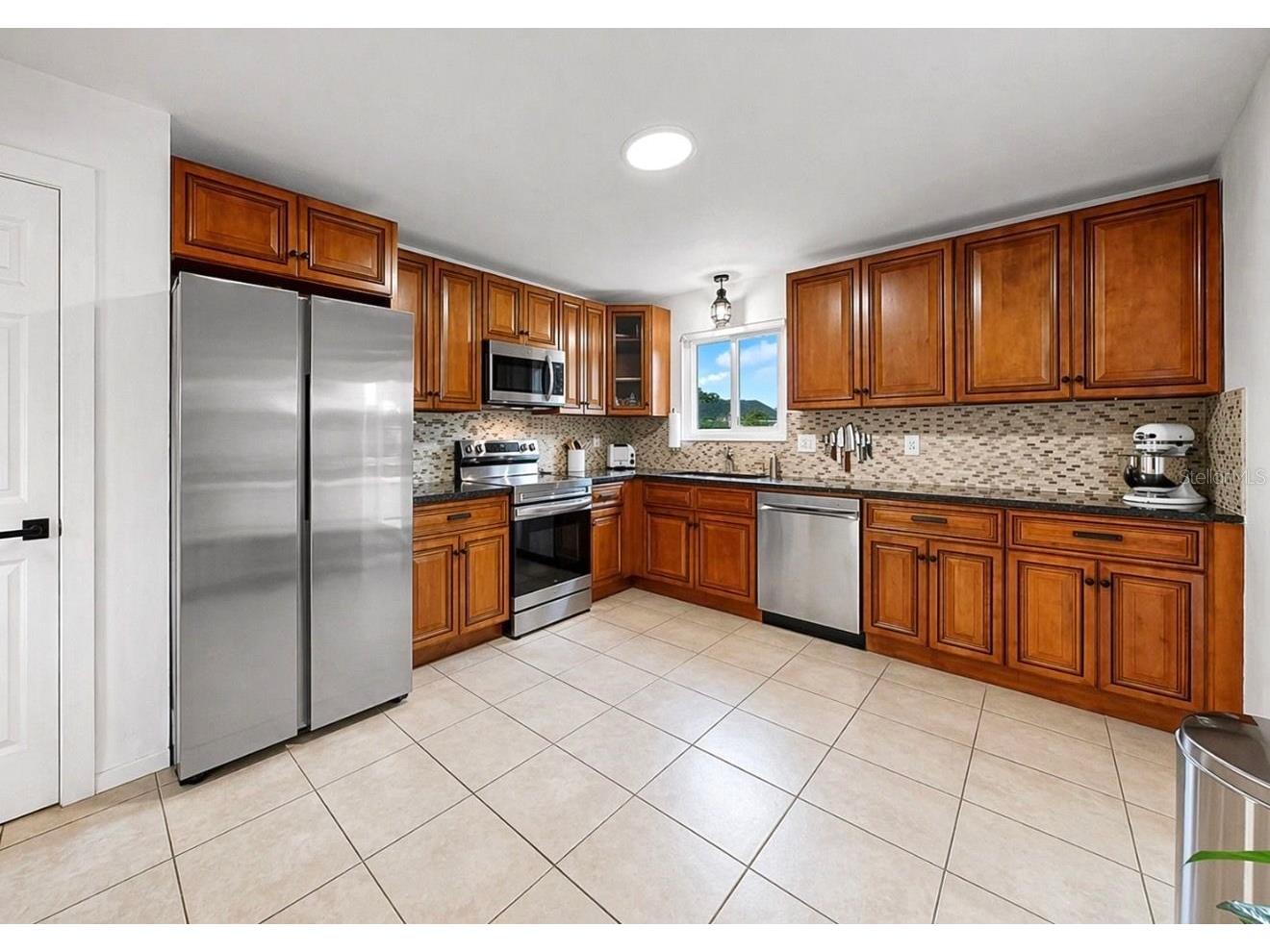 8096 Glenbrooke Lane Sarasota FL 34243 A4690084 image38