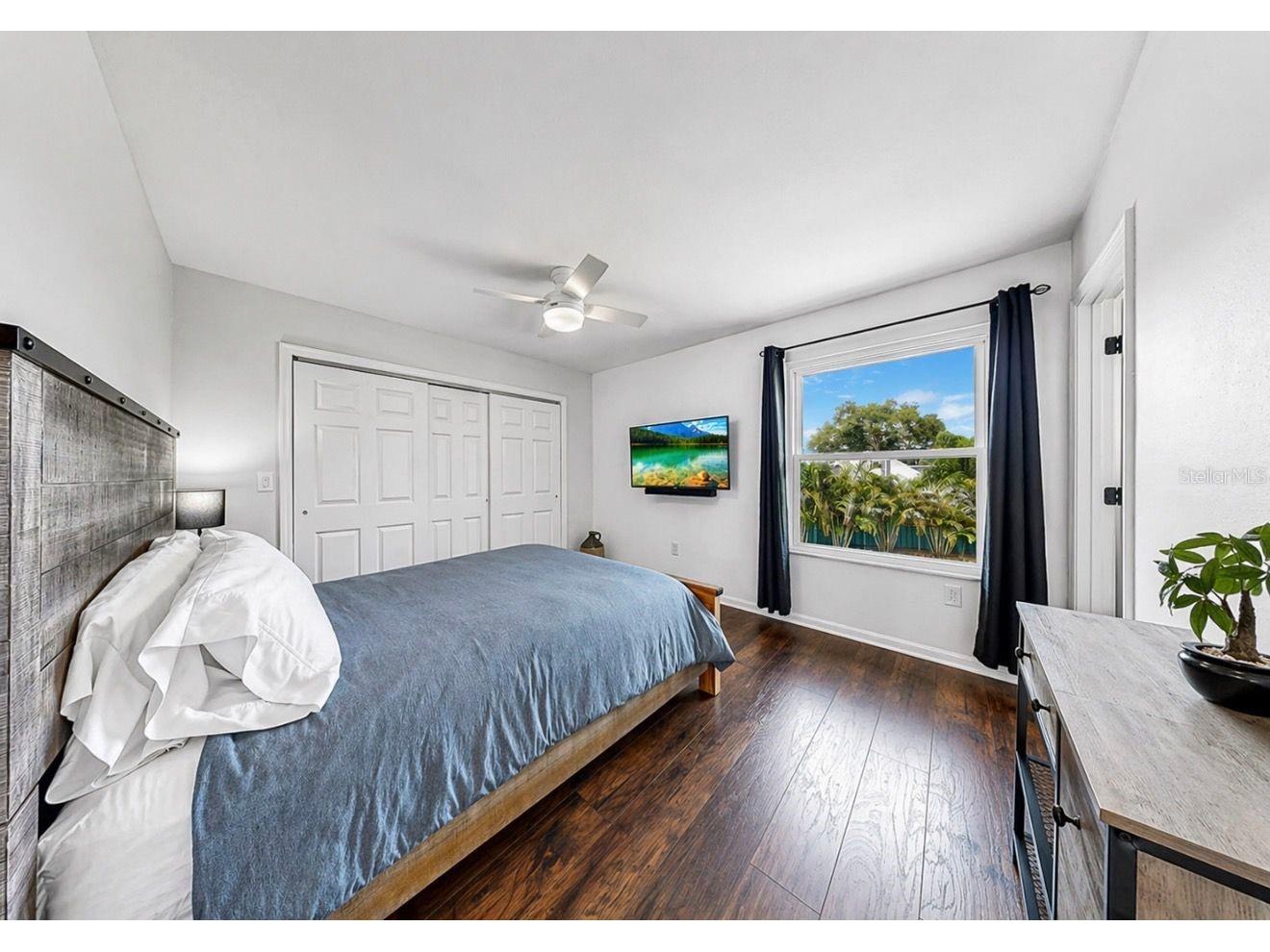 8096 Glenbrooke Lane Sarasota FL 34243 A4690084 image41