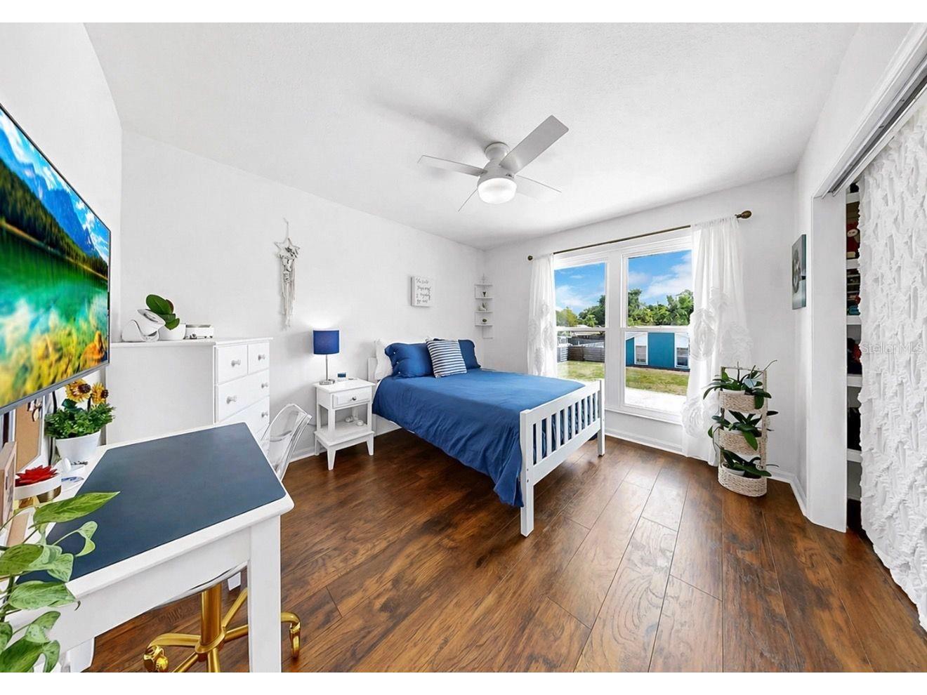 8096 Glenbrooke Lane Sarasota FL 34243 A4690084 image43