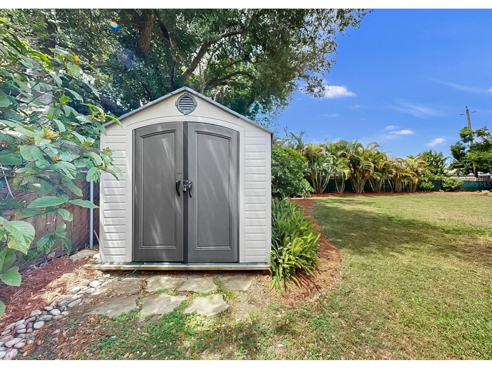 8096 Glenbrooke Lane Sarasota FL 34243 A4690084 image55