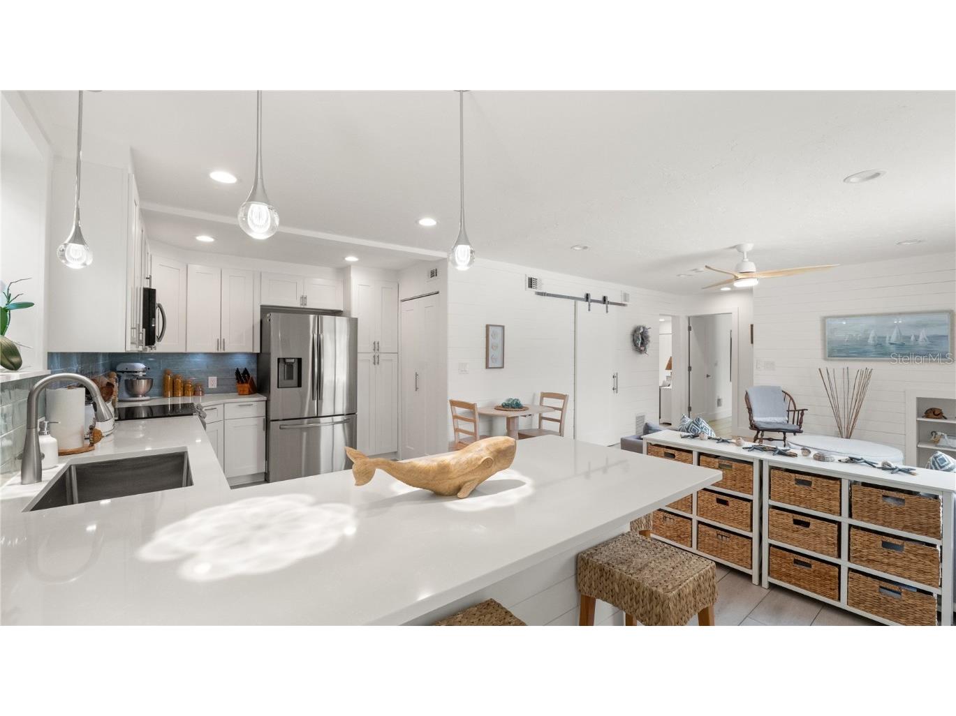 8096 Glenbrooke Lane Sarasota FL 34243 TB8390536 image10