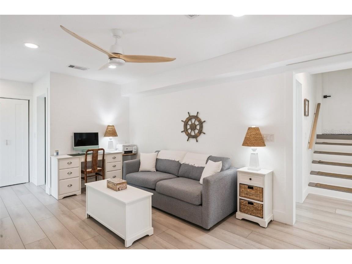 8096 Glenbrooke Lane Sarasota FL 34243 TB8390536 image20