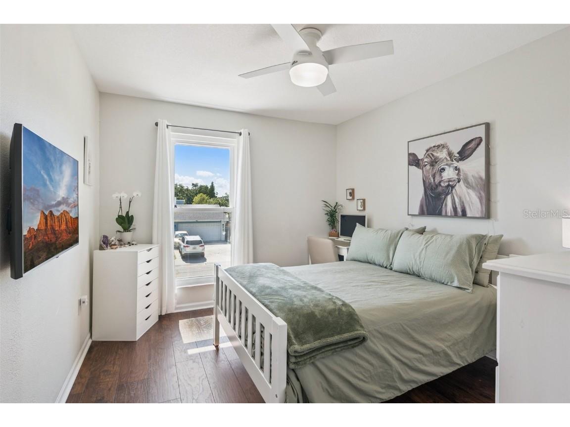 8096 Glenbrooke Lane Sarasota FL 34243 TB8390536 image40