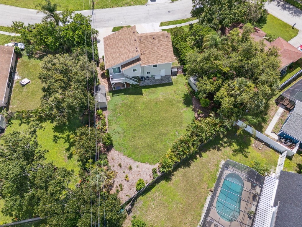 8096 Glenbrooke Lane Sarasota FL 34243 TB8390536 image49