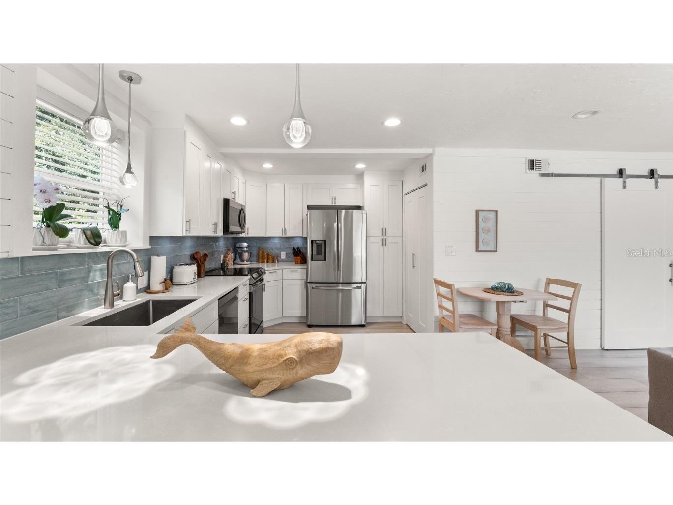 8096 Glenbrooke Lane Sarasota FL 34243 TB8390536 image9