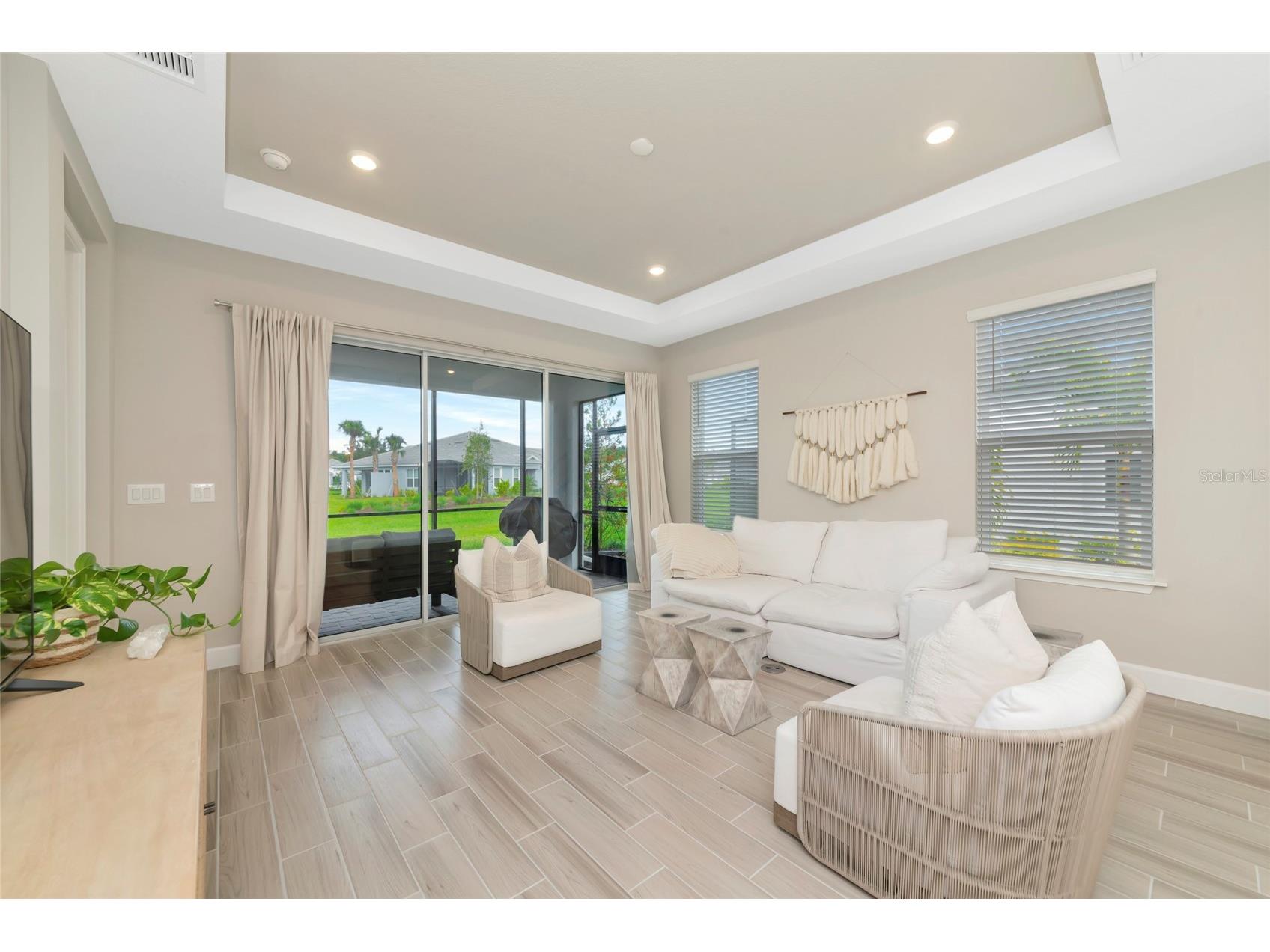 8097 Moonbeam Avenue Sarasota FL 34241 A4677599 image3