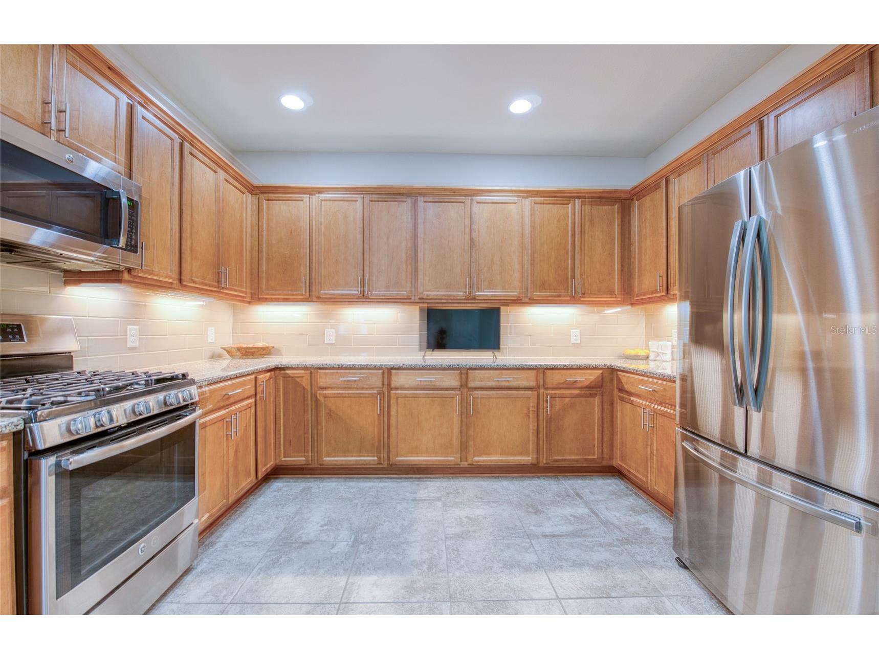 8099 Pine Crest Street Seminole FL 33777 TB8507923 image11