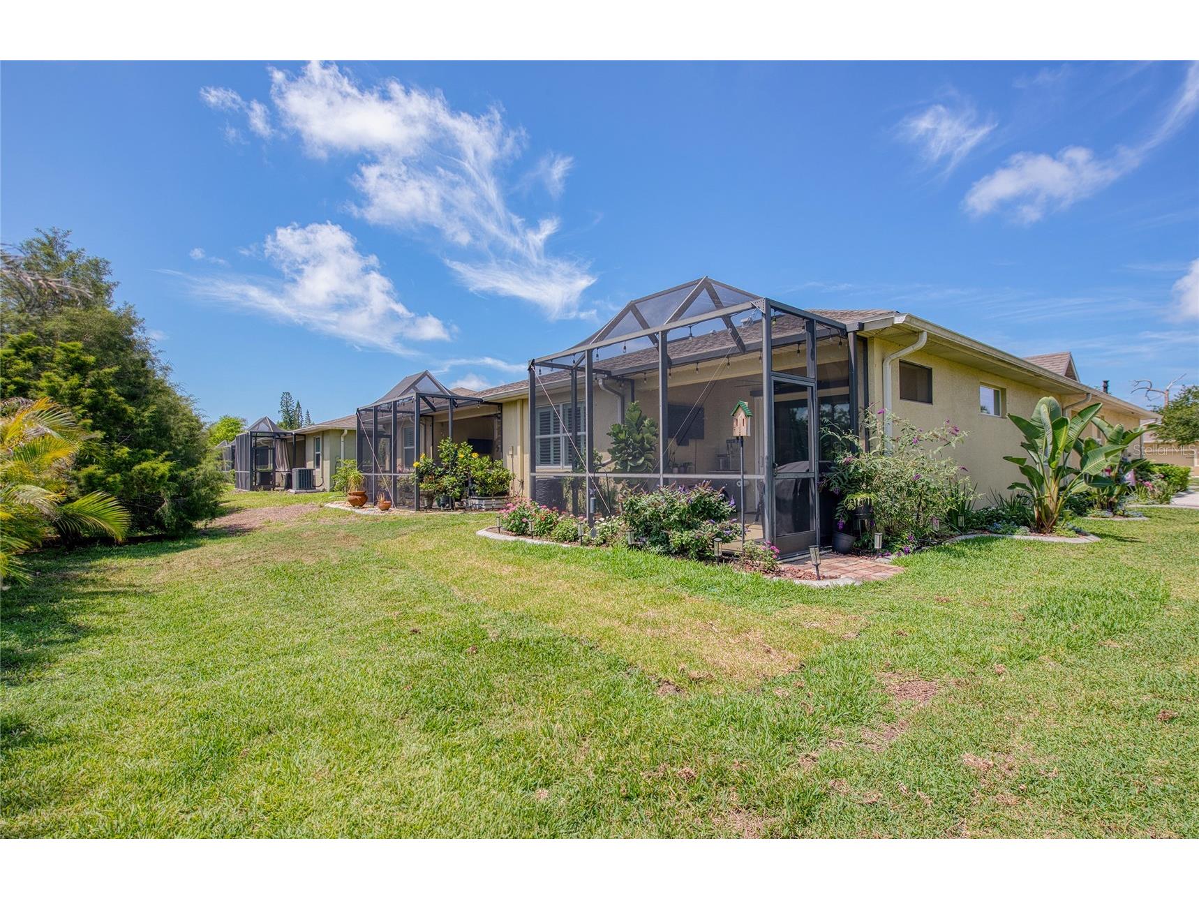 8099 Pine Crest Street Seminole FL 33777 TB8507923 image44