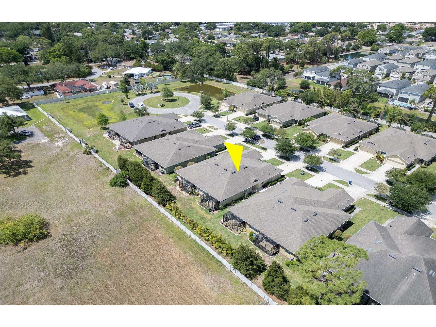 8099 Pine Crest Street Seminole FL 33777 TB8507923 image51