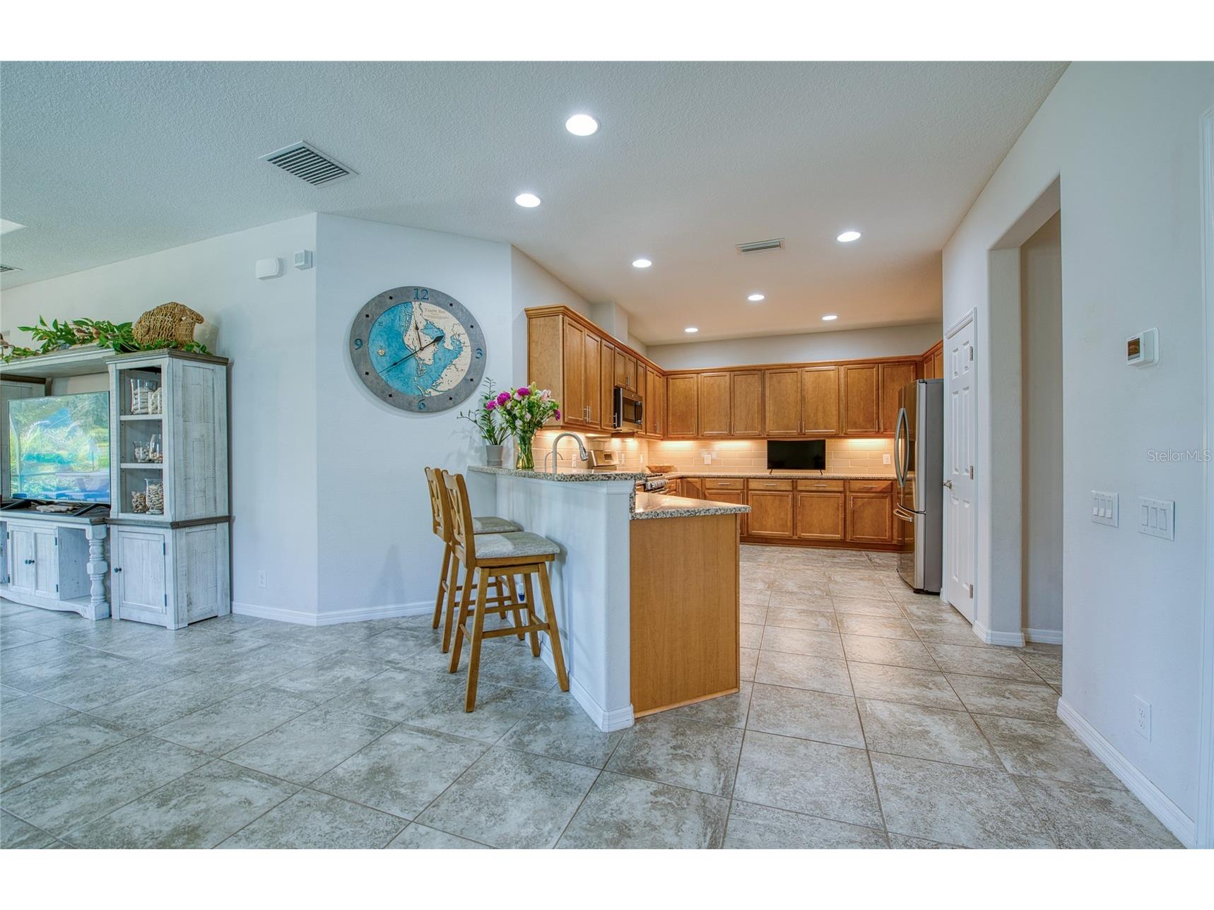 8099 Pine Crest Street Seminole FL 33777 TB8507923 image6