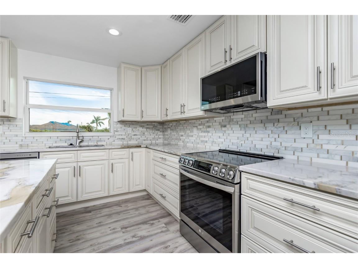 8099 Walbert Street Port Charlotte FL 33981 D6134112 image7