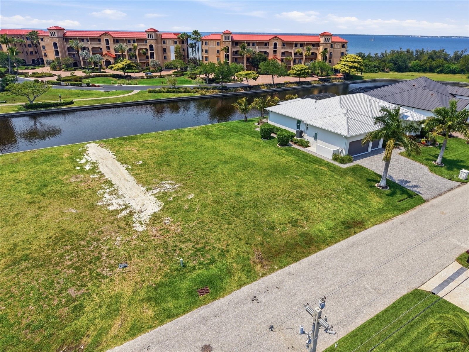 81 Colony Point Drive Punta Gorda FL 33950 C7524936 image4