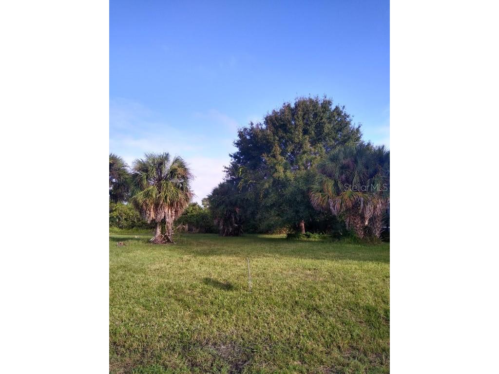 81 Long Meadow Place Rotonda West FL 33947 C7508148 image1