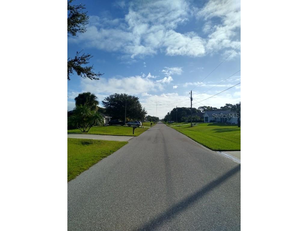81 Long Meadow Place Rotonda West FL 33947 C7508148 image2