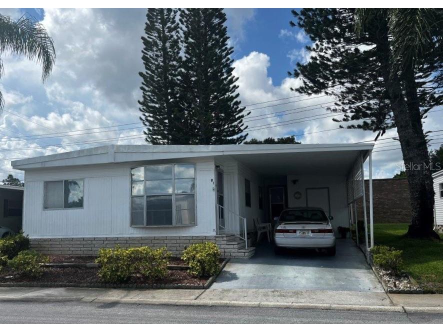 81 Red Oak Drive Palm Harbor FL 34684 U8216671 image1