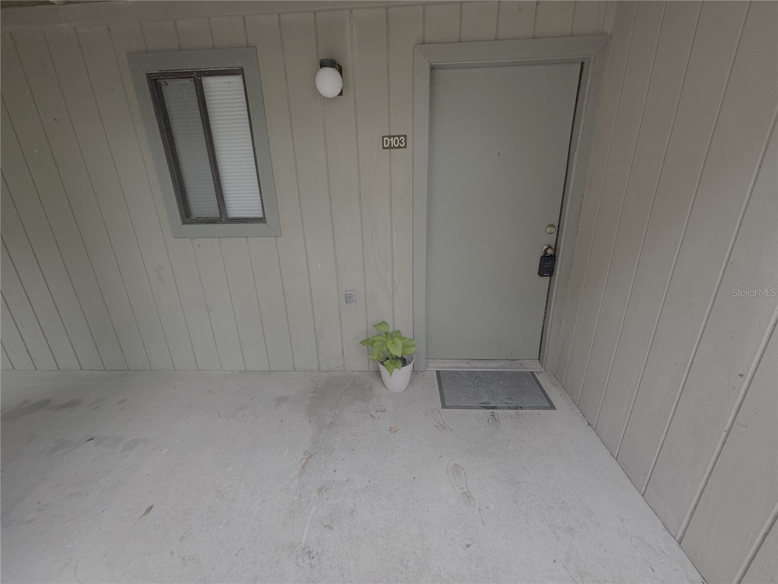 81 SE 16th Avenue #D-103 Gainesville FL 32601 OM726910 image2