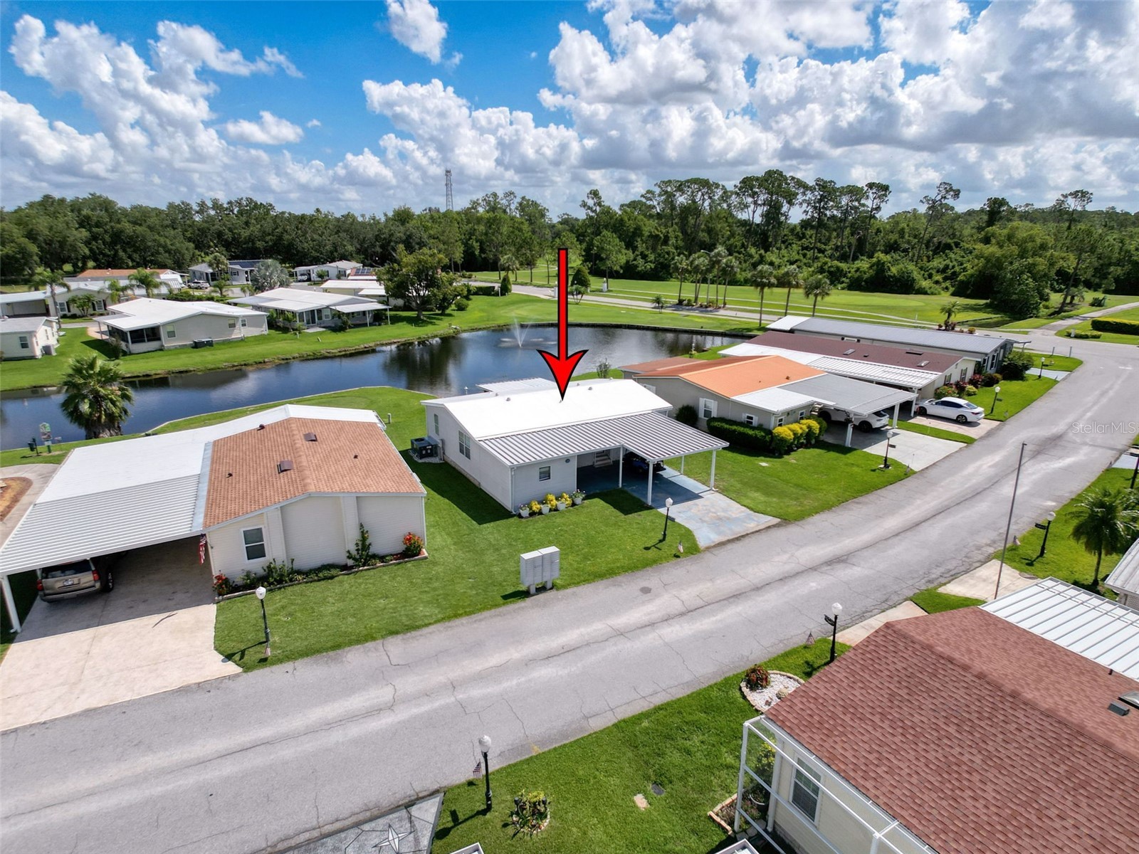 81 Straphmore Drive Haines City FL 33844 - LAKE HENRY P4938086 image1