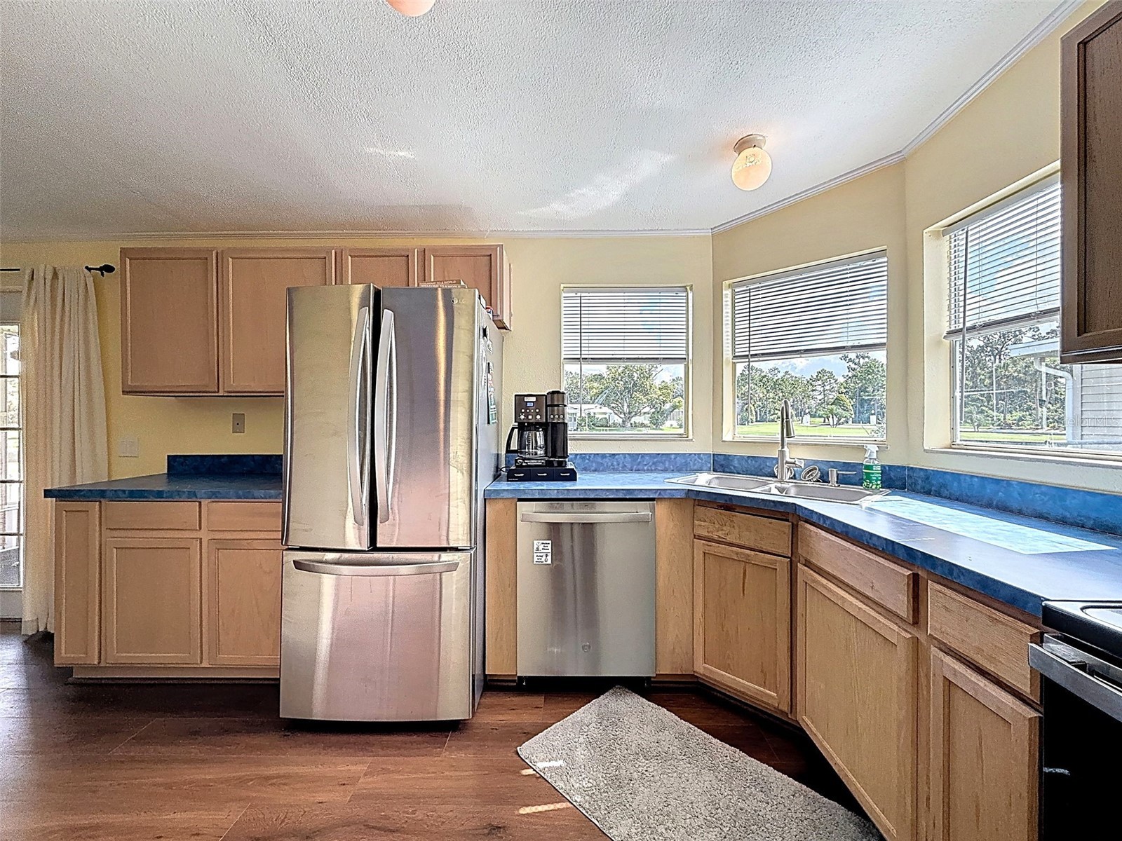 81 Straphmore Drive Haines City FL 33844 - LAKE HENRY P4938086 image9