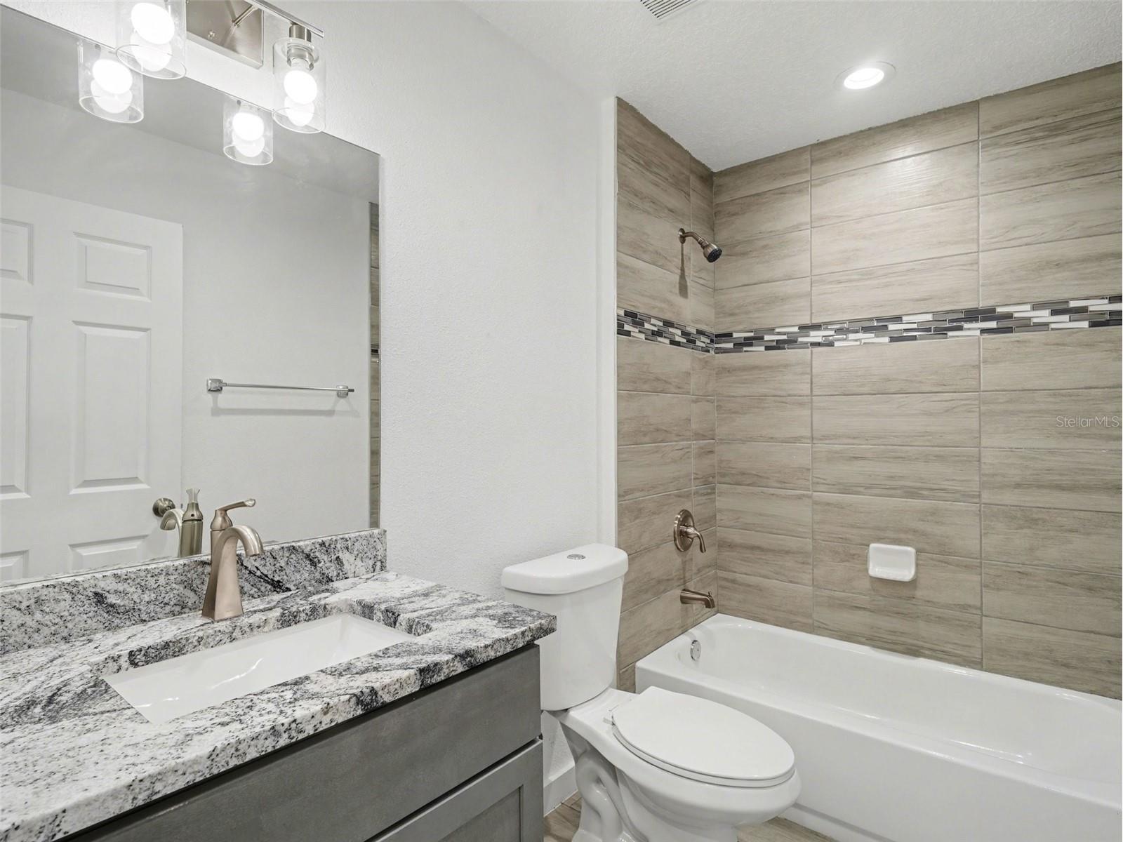 810 21st Street E Bradenton FL 34208 O6403192 image16