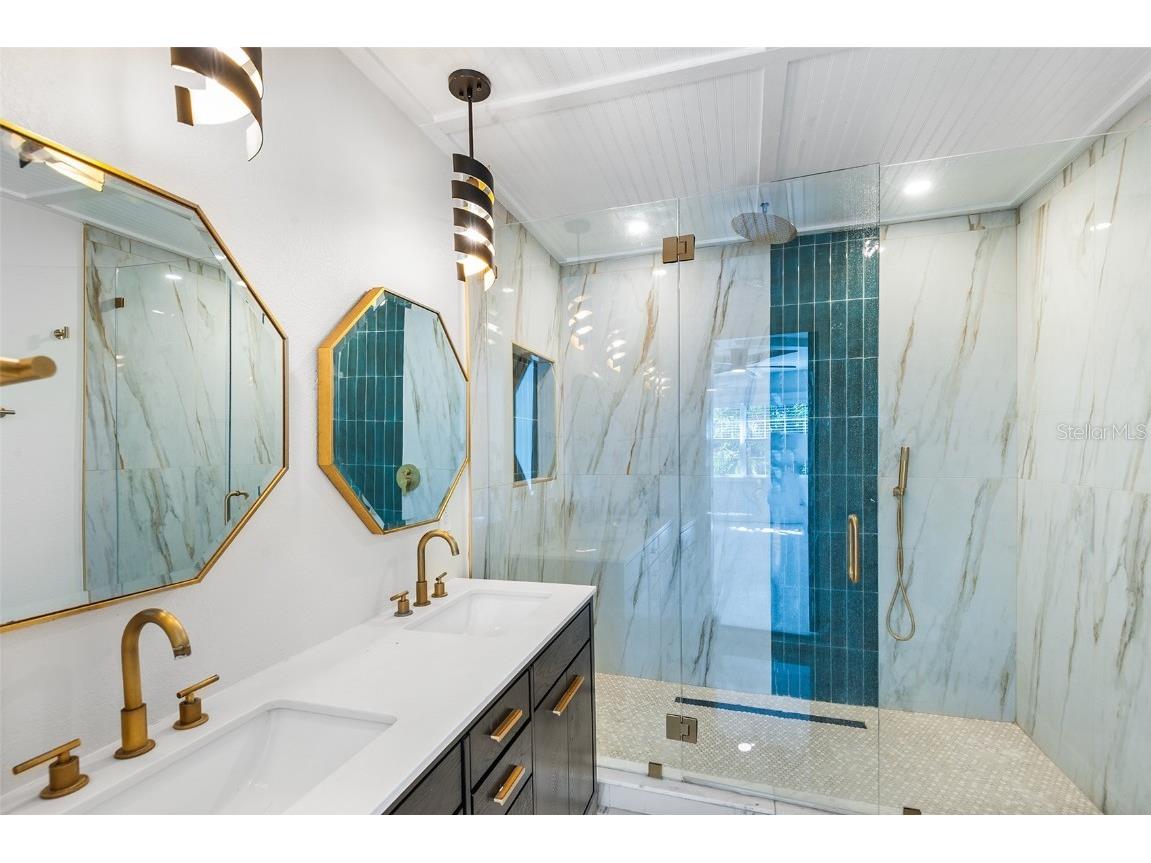 810 22nd Street N Saint Petersburg FL 33713 TB8440460 image15