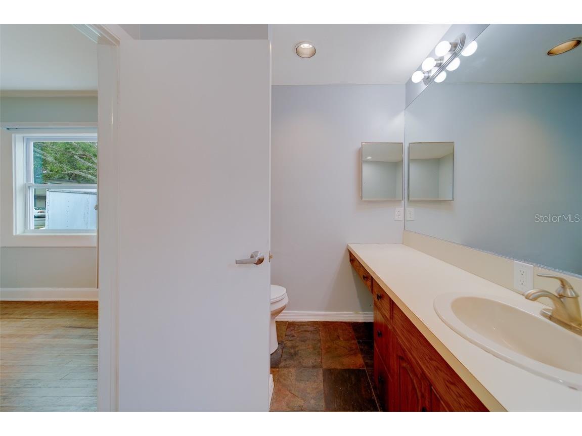 810 2nd Avenue NW Largo FL 33770 TB8444782 image33