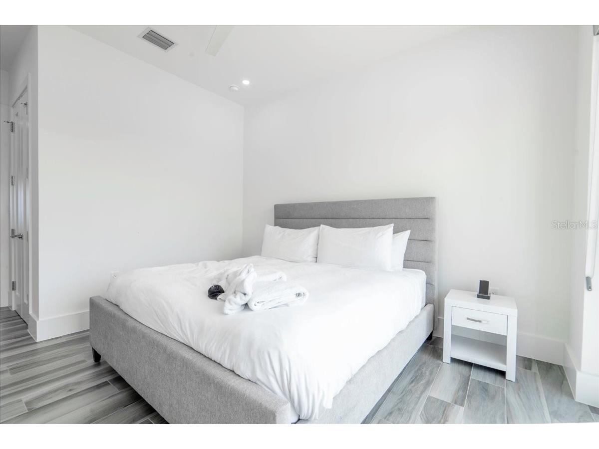 810 39th Street Gulf Marathon FL 33050 W7882197 image15