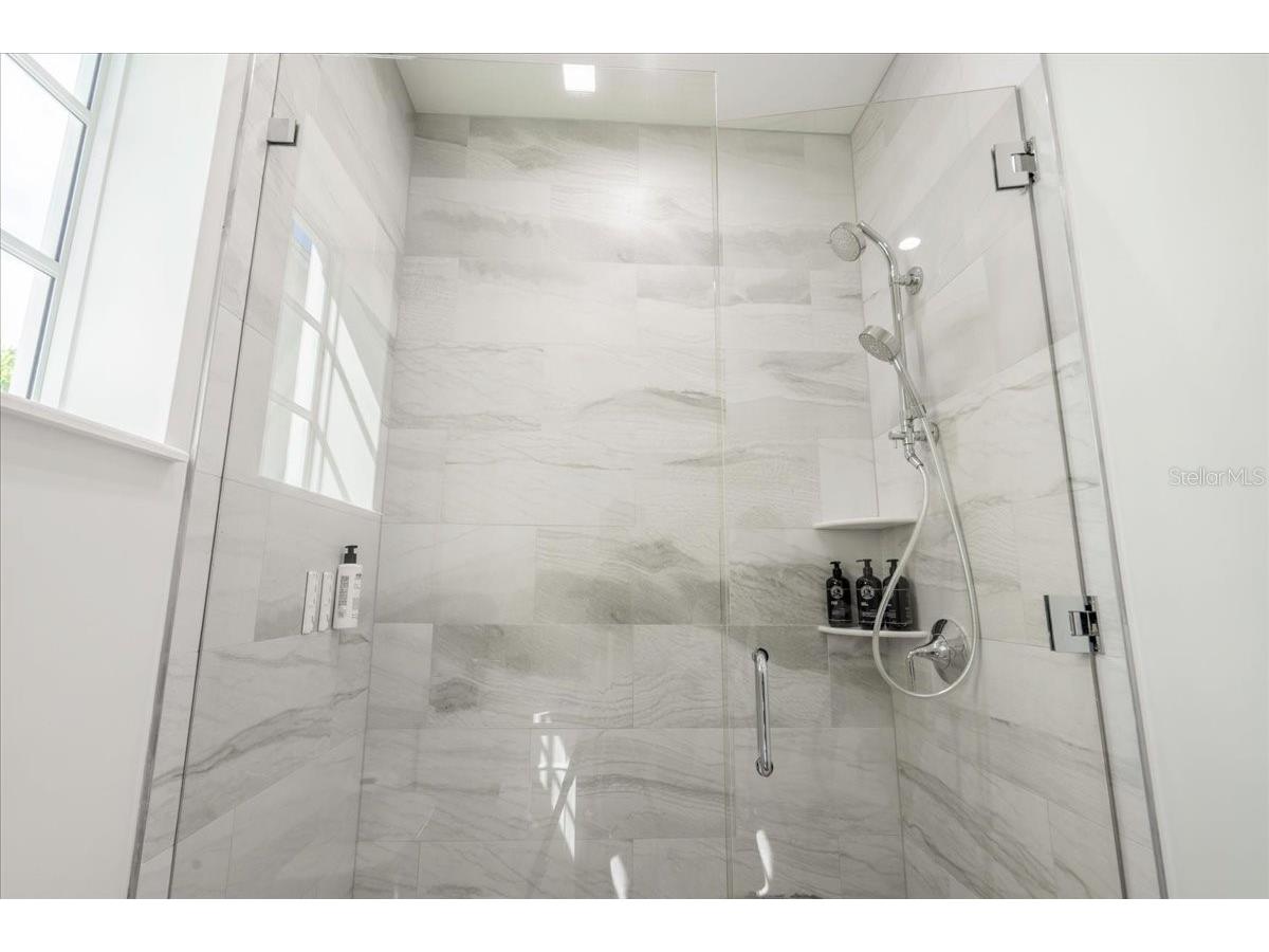 810 39th Street Gulf Marathon FL 33050 W7882197 image19