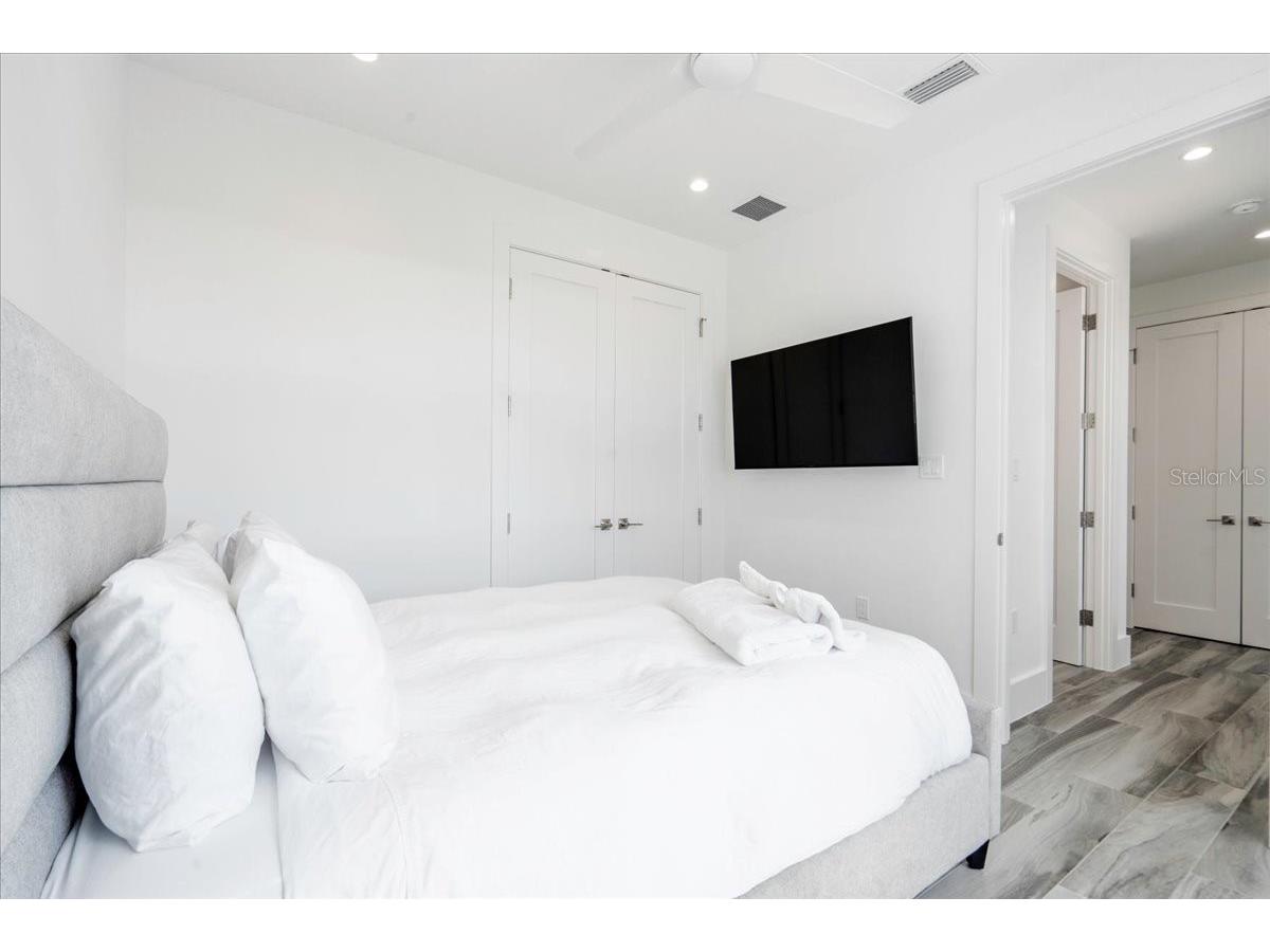 810 39th Street Gulf Marathon FL 33050 W7882197 image32