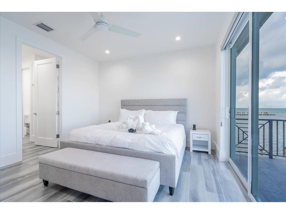 810 39th Street Gulf Marathon FL 33050 W7882197 image35