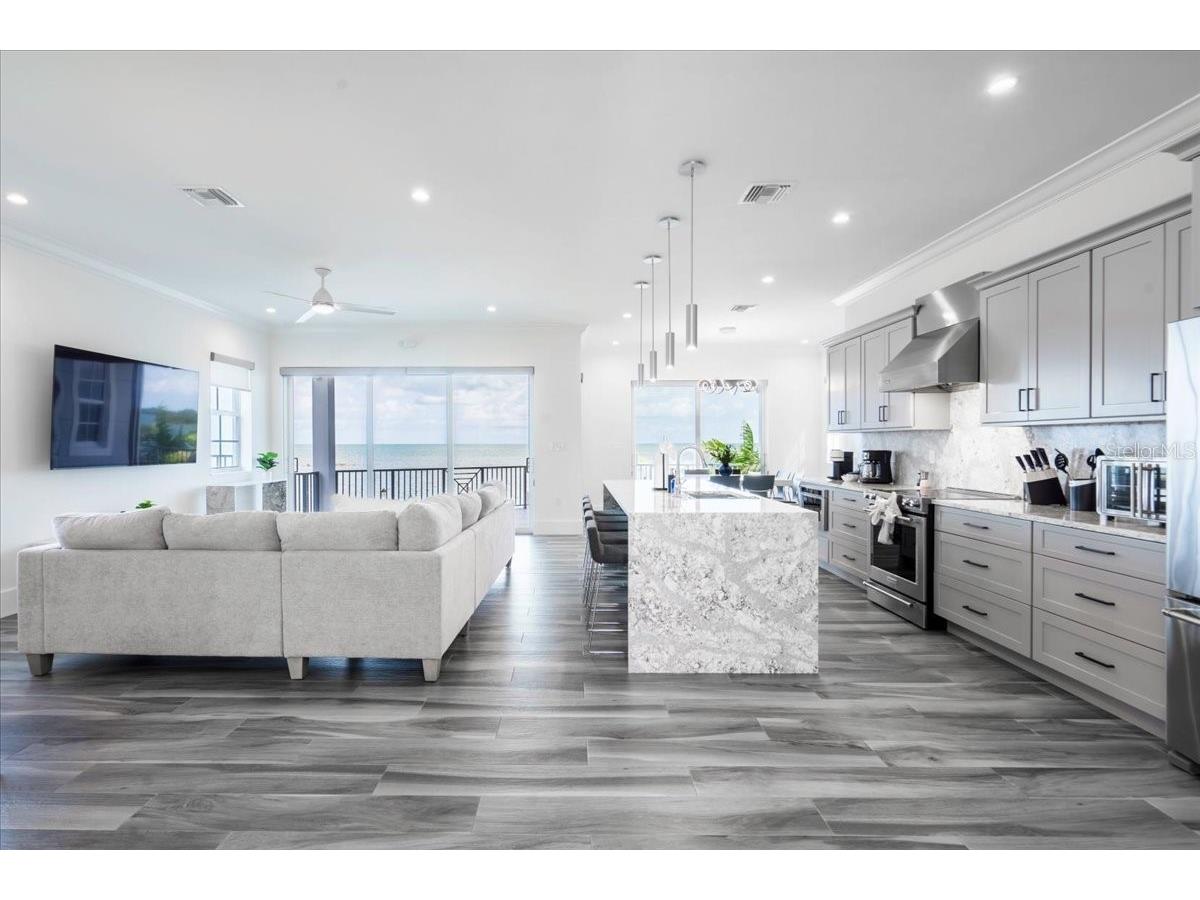 810 39th Street Gulf Marathon FL 33050 W7882197 image4