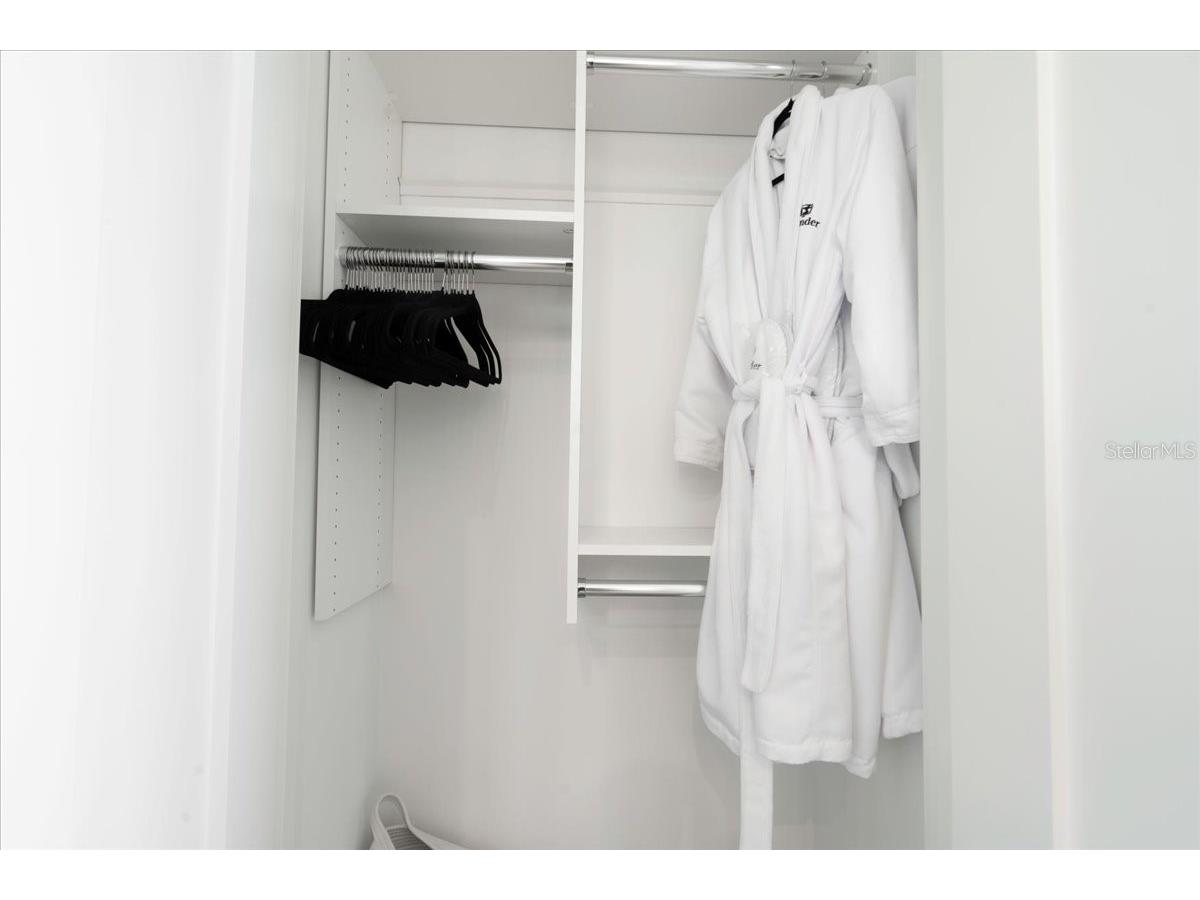 810 39th Street Gulf Marathon FL 33050 W7882197 image46