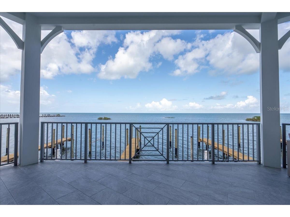 810 39th Street Gulf Marathon FL 33050 W7882197 image54