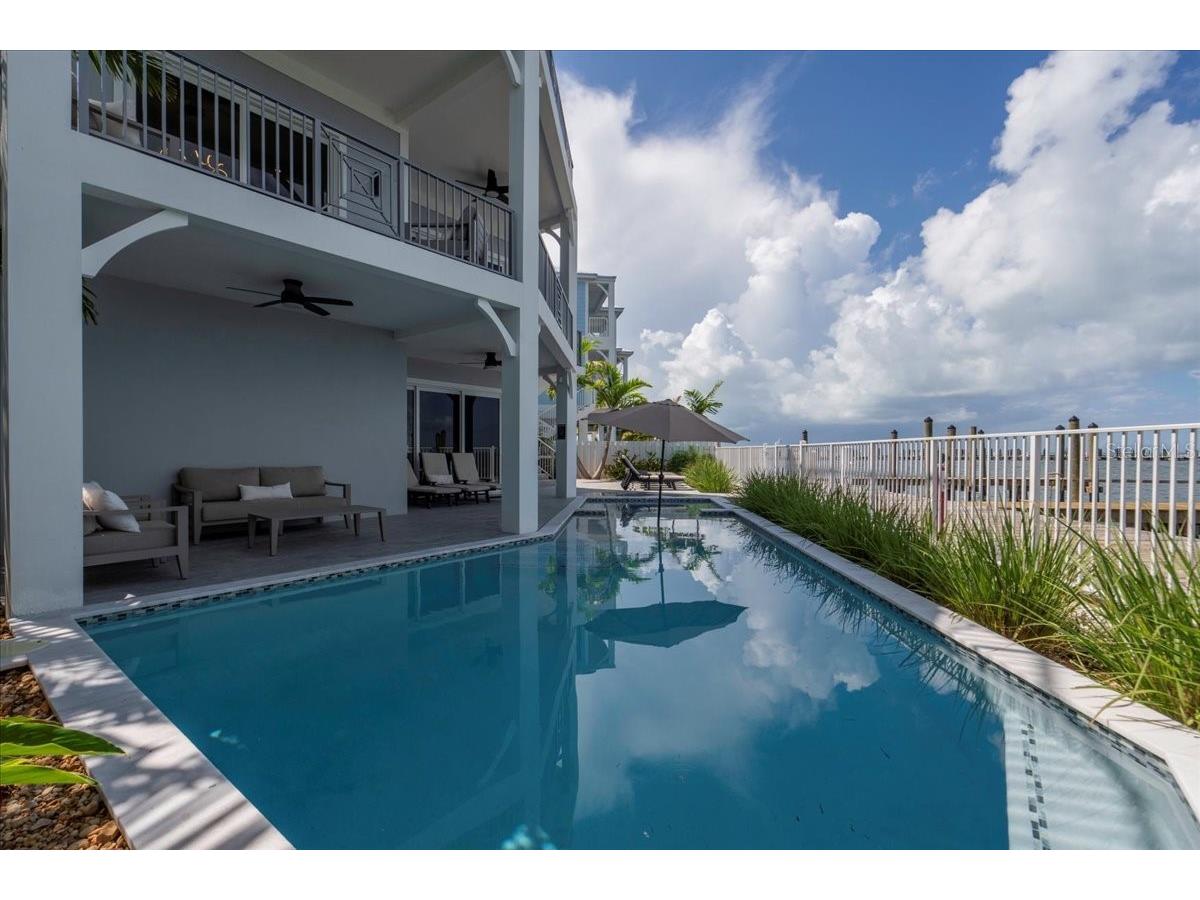 810 39th Street Gulf Marathon FL 33050 W7882197 image59