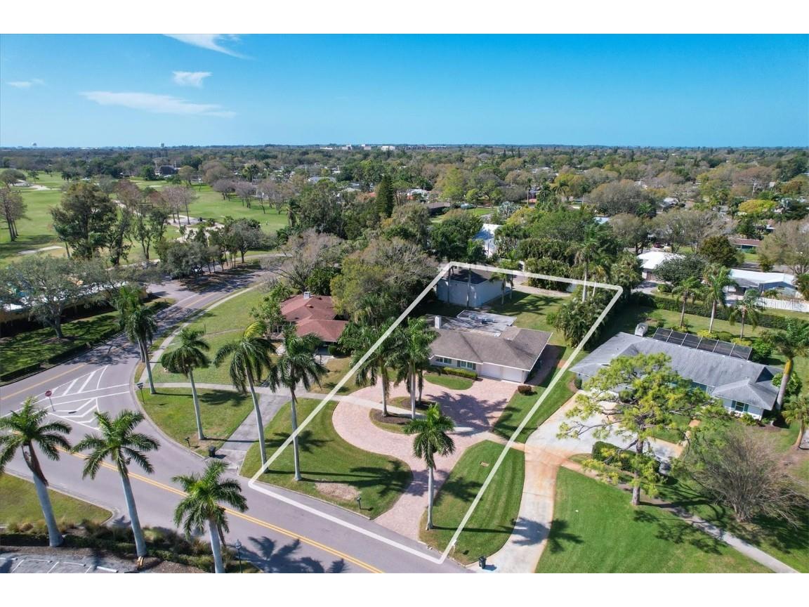 810 47th Street W Bradenton FL 34209 A4561145 image1