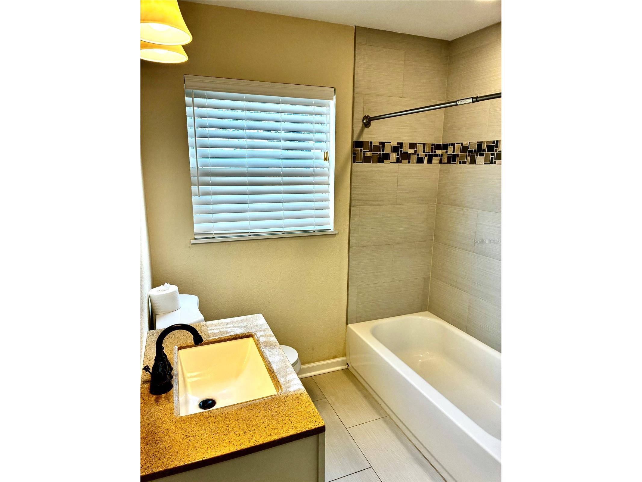 810 52nd Avenue N Saint Petersburg FL 33703 TB8525897 image10