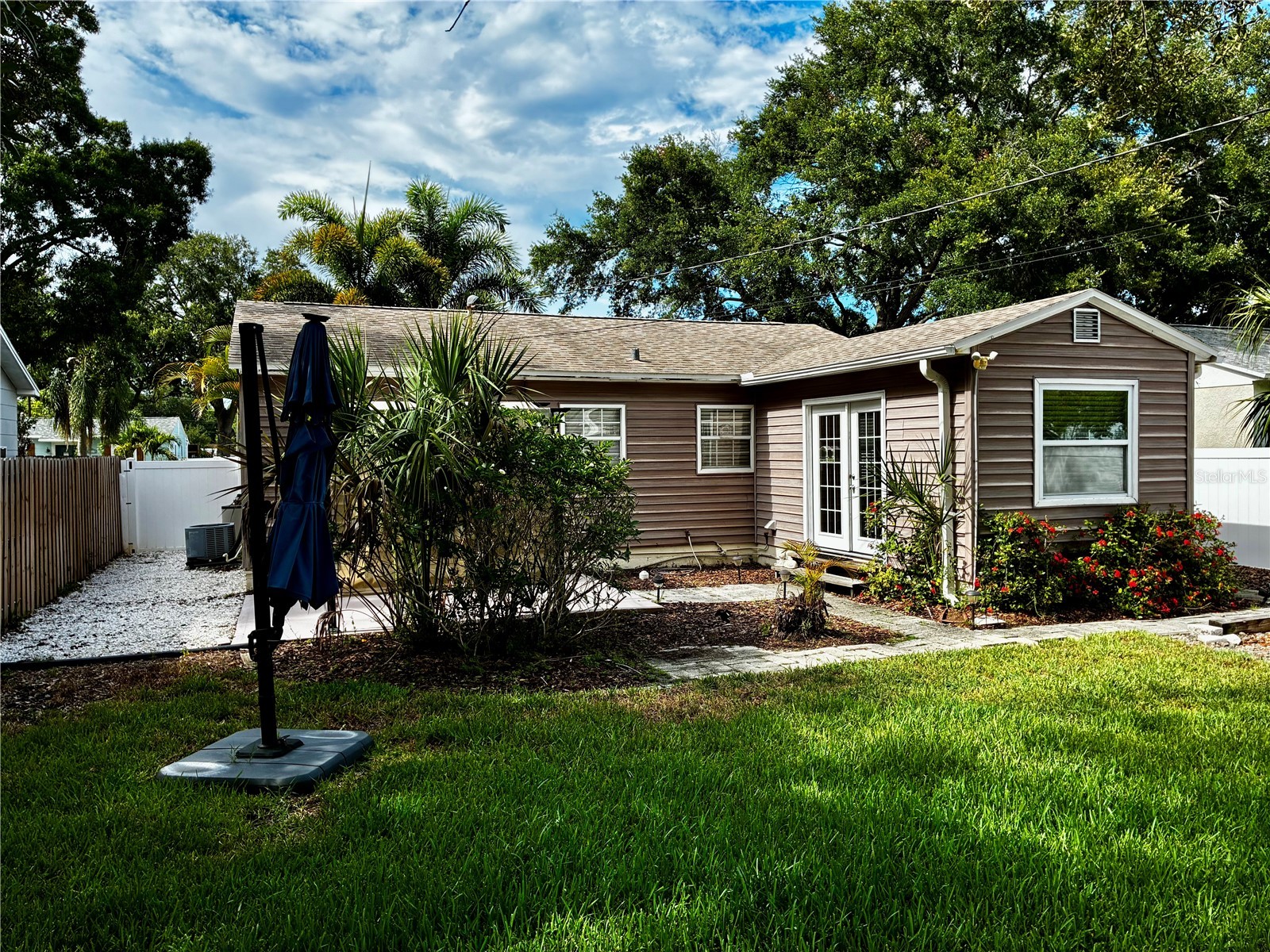 810 52nd Avenue N Saint Petersburg FL 33703 TB8525897 image19