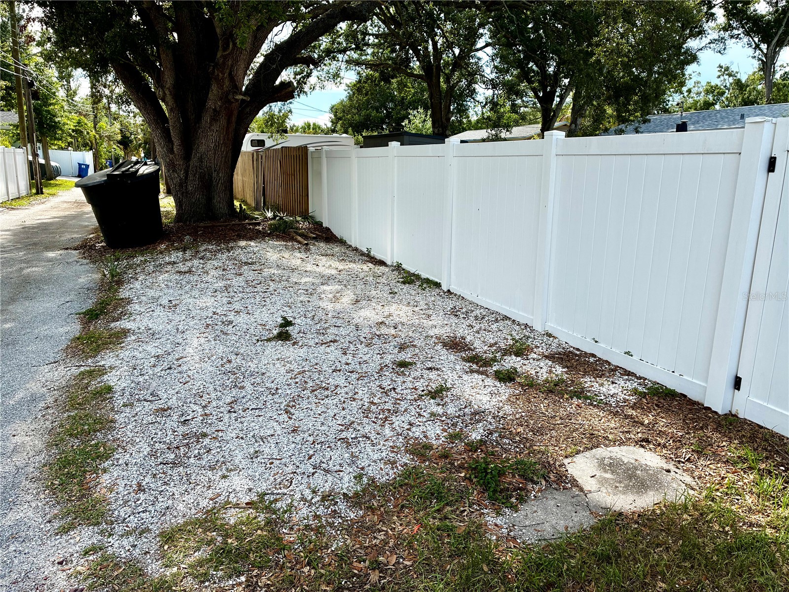 810 52nd Avenue N Saint Petersburg FL 33703 TB8525897 image21